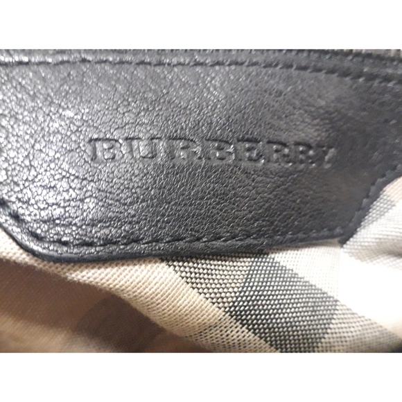 - BURBERRY MAGGIE KNOT METTALIC LAMBSKIN LTH… - Picture 4 of 15
